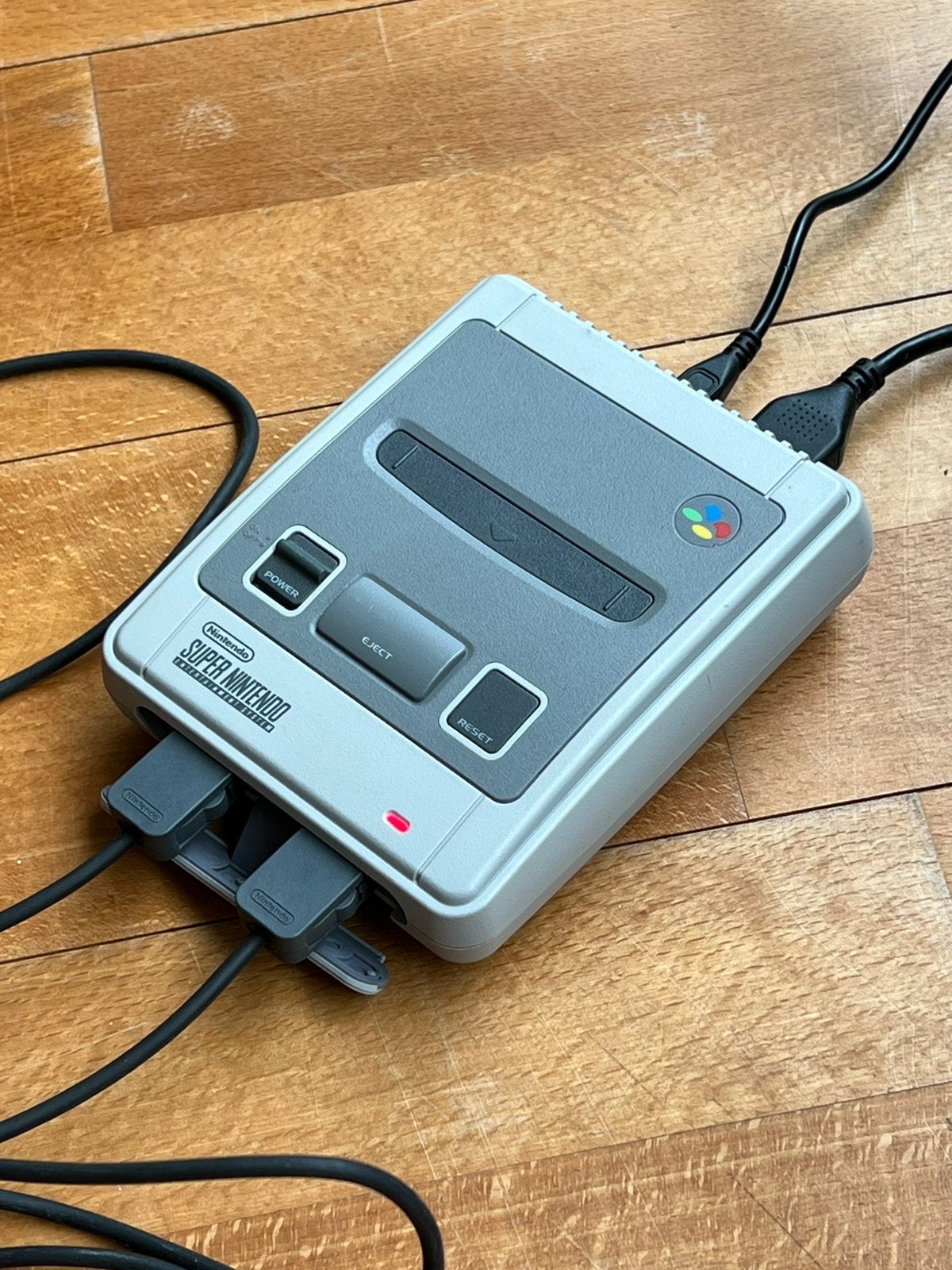 Nintendo Classic Mini SNES + 2 manettes - Parfait état, Consoles de jeu & Jeux vidéo, Consoles de jeu | Nintendo Super NES, Enlèvement