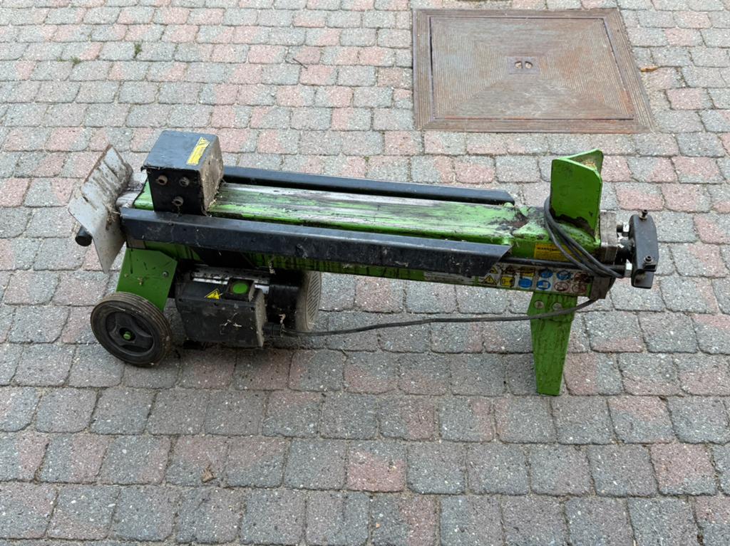 Fendeuse de bûches, Jardin & Terrasse, Enlèvement, Utilisé, Électrique, Allongé