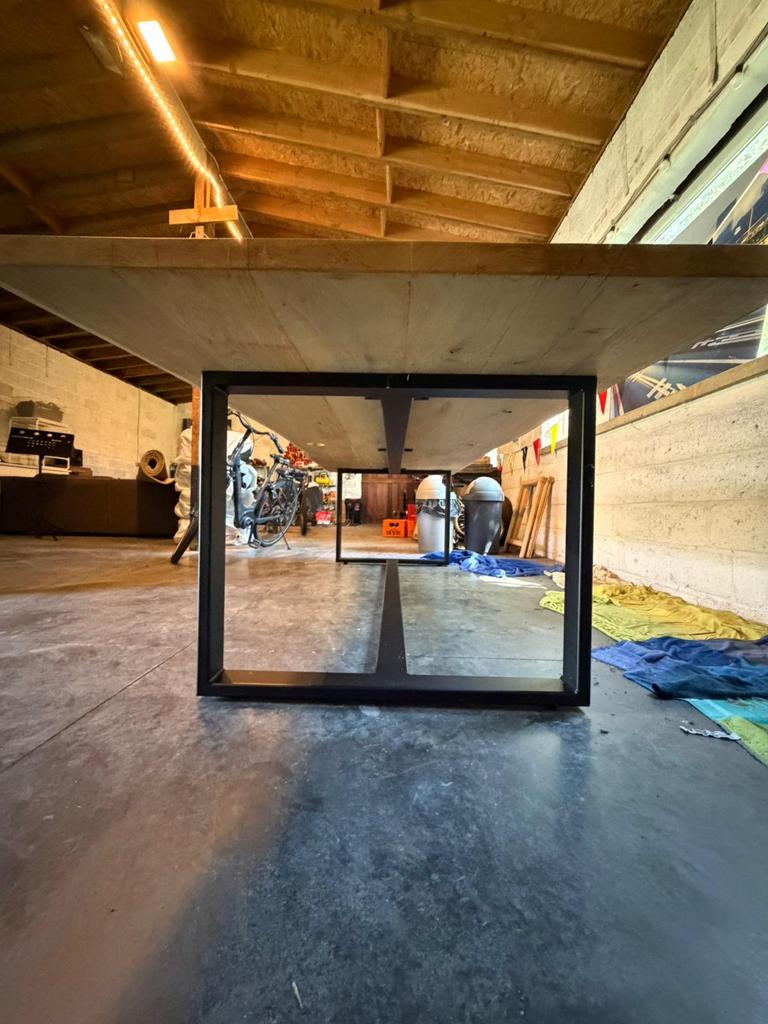 Eikenhouten tafel 3m*1m, Huis en Inrichting, Ophalen, Zo goed als nieuw
