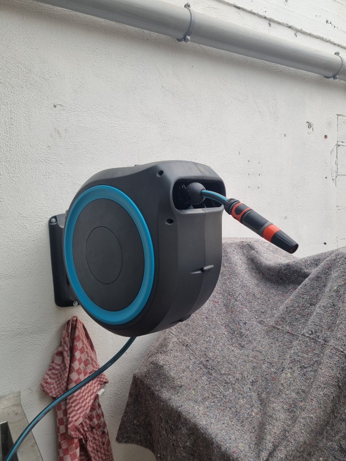 25M GARDENA Wall Mounted Hose Box, Tuin en Terras, Ophalen