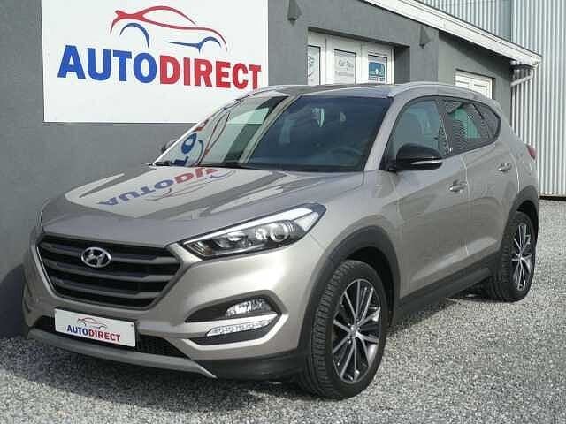 Hyundai TUCSON 1.7 CRDi 2WD Premium GO! AUTOMAAT Navi,, Automaat, 102 kW, https://public.car-pass.be/vhr/acd3a985-bff2-4703-906b-6ada6b95d76d
