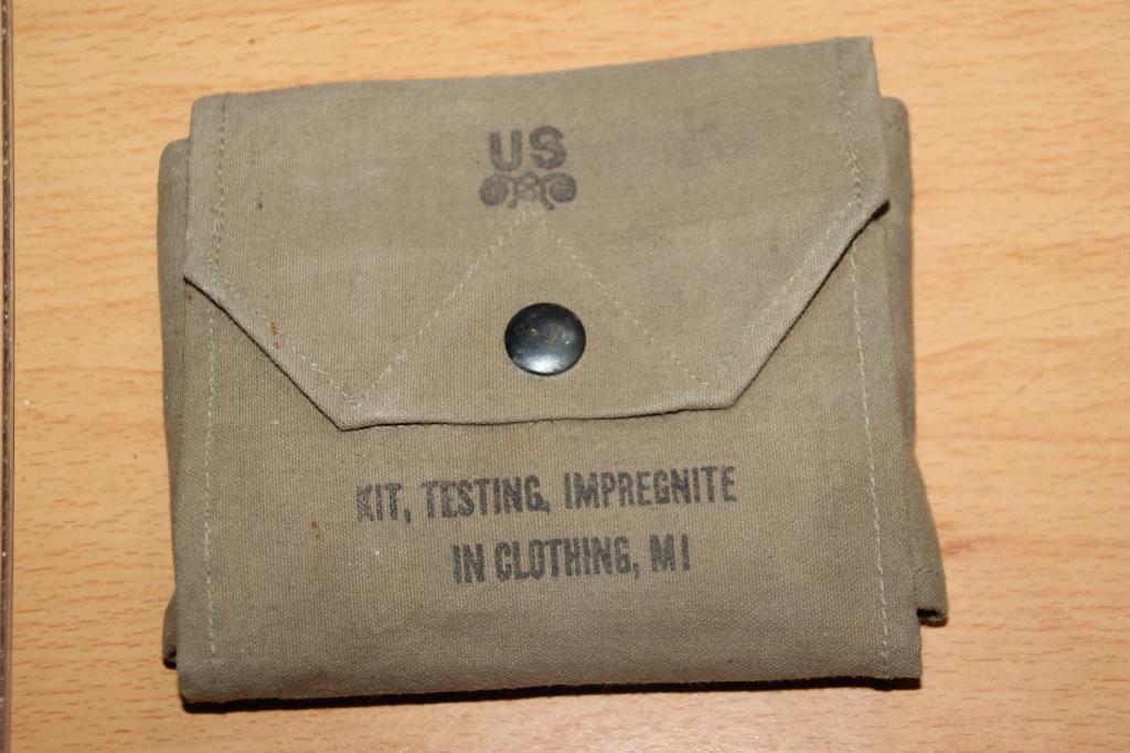 US WW2 "Kit Testing Impregnite in Clothing M1", Collections, Envoi, Armée de terre, Vêtements ou Chaussures