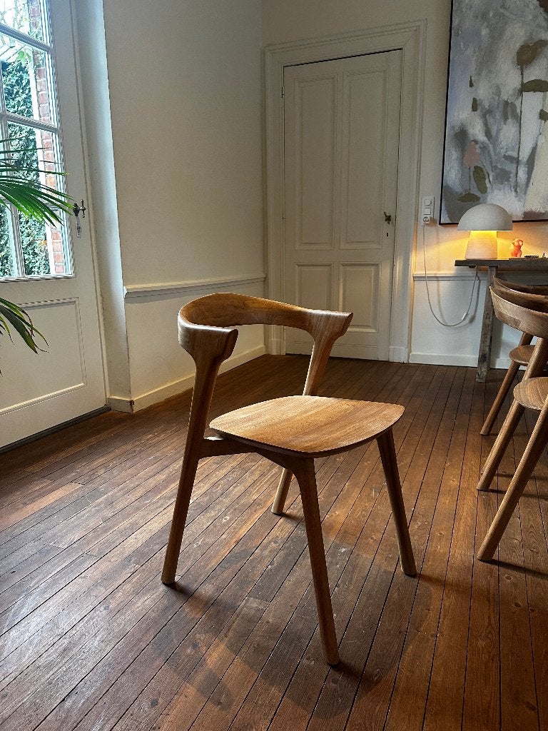 Eetkamerstoel 'Bok' van Ethnicraft in teak, Ophalen, Bruin, Modern landelijk, Zo goed als nieuw
