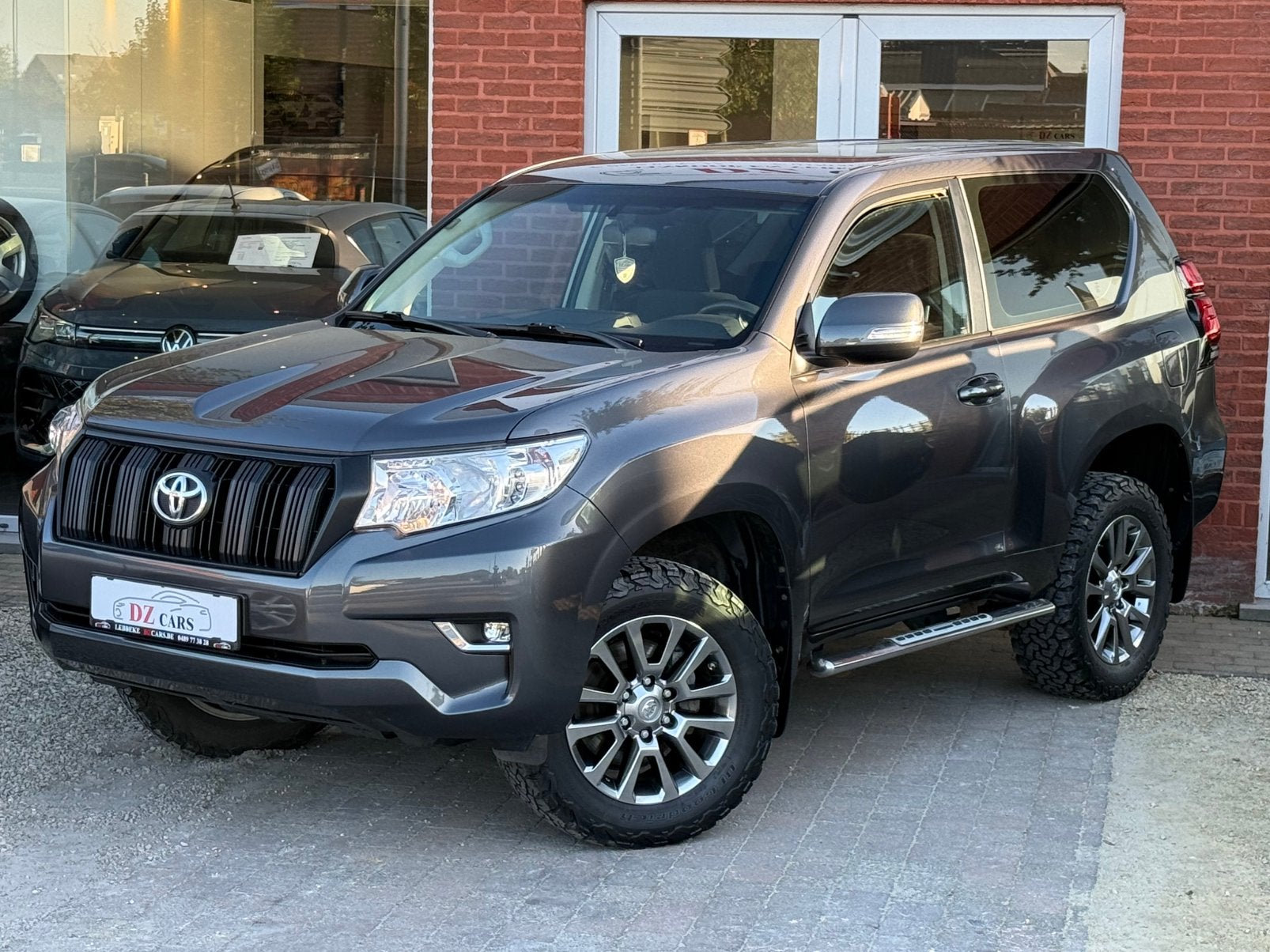 TOYOTA LAND CRUISER 150 SERIES 2.8D 204CH |NAVI | KEY LESS, Autos, Argent ou Gris, Euro 6, Entreprise, Entretenue par le concessionnaire