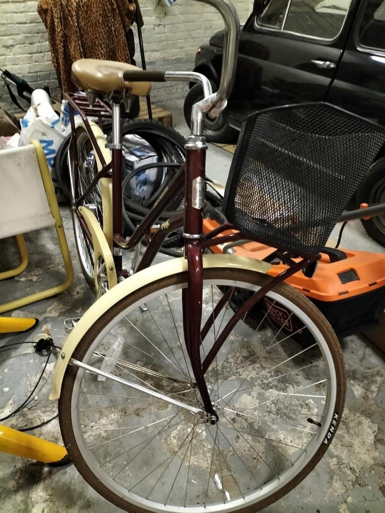 Parce que vélo avec frein à pédale inversée, Enlèvement
