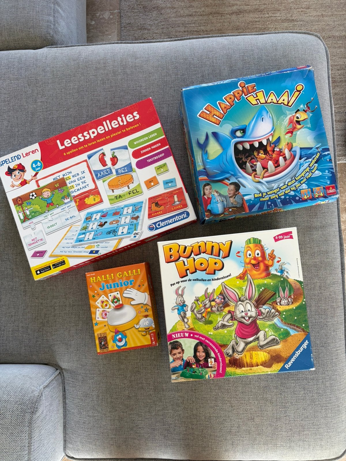 Set gezelschapsspellen 4-8jaar, Bunny hop, Halli Galli, Enlèvement ou Envoi, Utilisé
