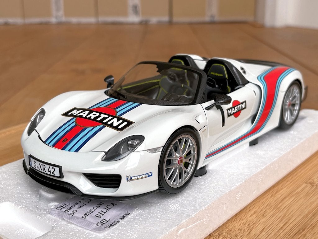 Porsche 918 Spyder Martini 1:18 Minichamps nieuw in doos ovp, Ophalen of Verzenden, Nieuw, Auto, MiniChamps