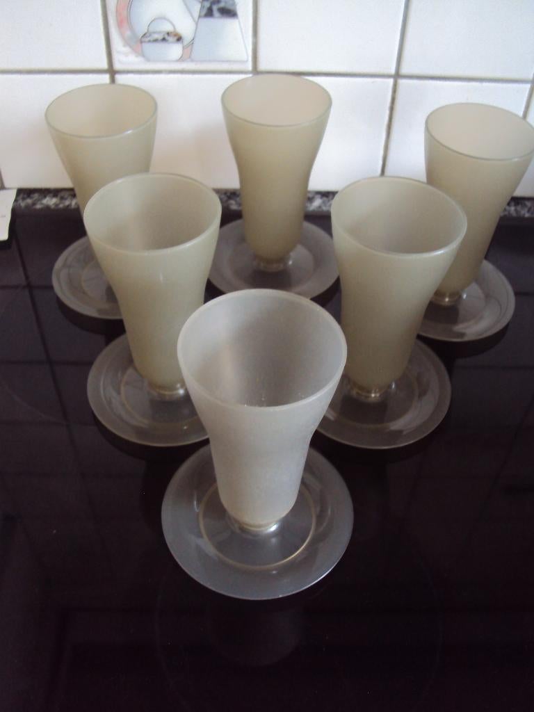 Tupperware 6 hoge dessert coupes Ideaal voor bv fruit, ijs, Enlèvement ou Envoi