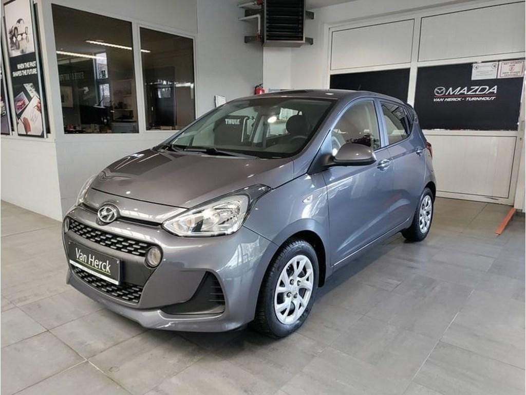 Hyundai i10 1.2i Twist - automaat, Auto's, Automaat, 139 g/km, https://public.car-pass.be/vhr/21738ce6-c19a-400e-ae3d-e94ba86241f9