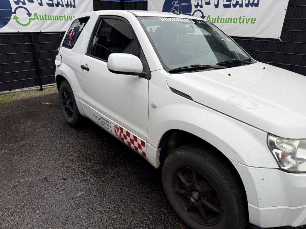 AILE AVANT DROITE Suzuki Grand Vitara II (JT), Utilisé, Avant, Suzuki, Garde-boue