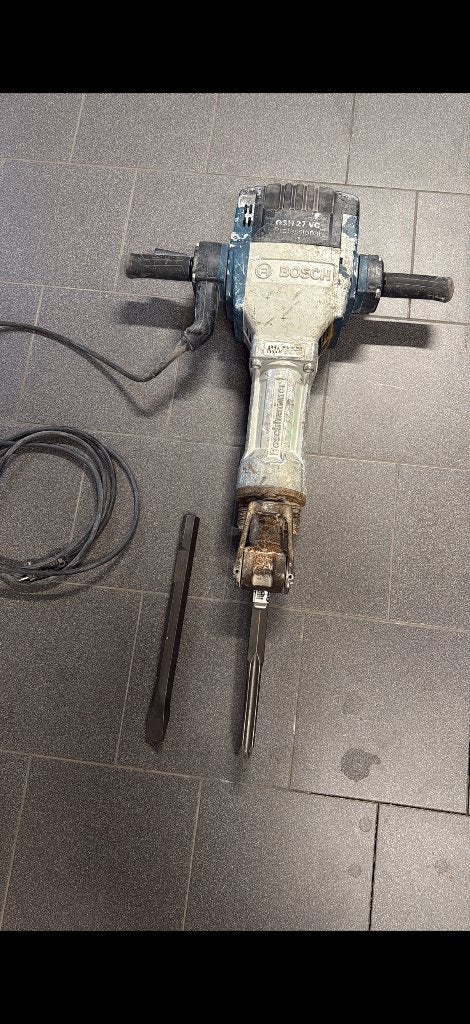 Marteau pique bosch 27kg, Bricolage & Construction, Outillage | Foreuses, Enlèvement, Utilisé, Marteau perforateur et/ou Marteau piqueur