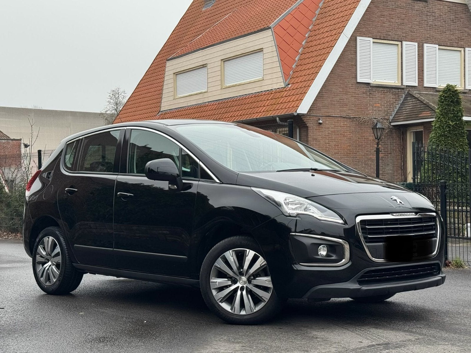 Peugeot 3008 Allure Package Slechts 30.000km, Achat, Euro 6, Boîte manuelle, Noir