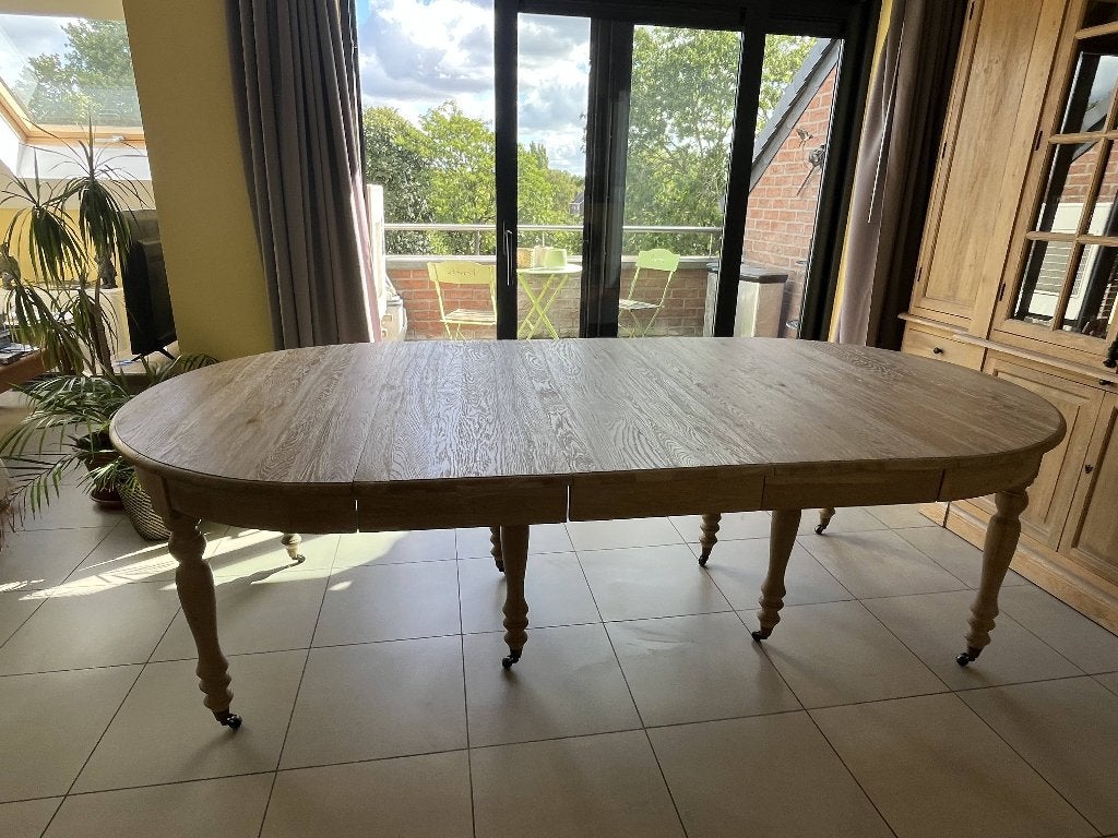 Table de salle à manger extensible en bois – style classique, Classique - extensible, Rond, 100 à 150 cm, Enlèvement