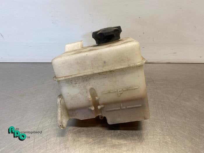 Expansievat van een Hyundai I20 (I20 08-), Auto-onderdelen, Gebruikt, -, -, Ophalen of Verzenden