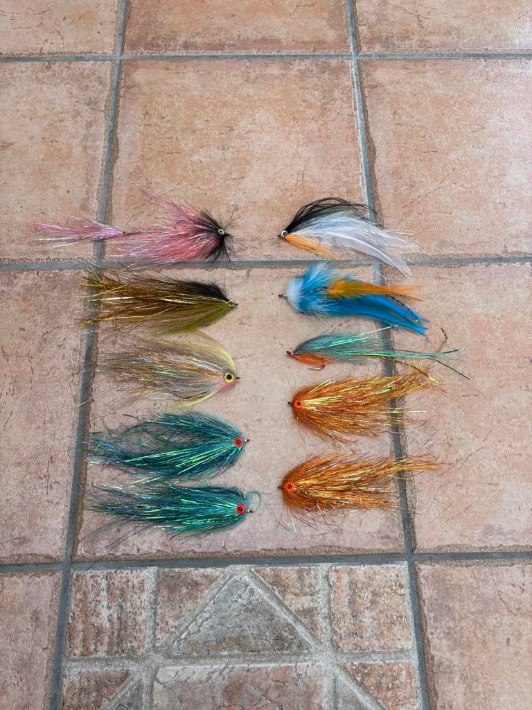 mouche a brochet, Enlèvement, Comme neuf