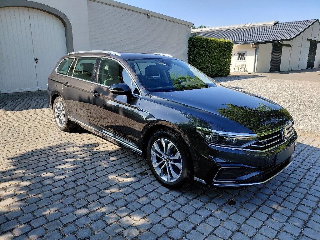 VW PASSAT VARIANT TSI 218 PK GTE DSG HYBRID, Autos, Volkswagen, Achat, Euro 6, Entretenue par le concessionnaire, 5 portes