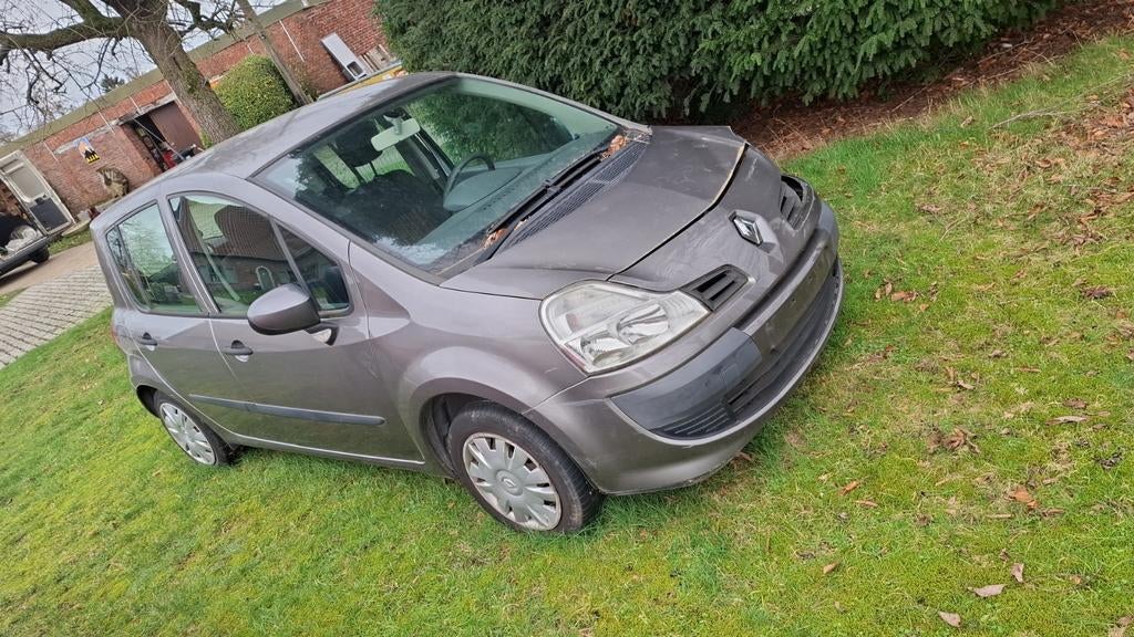 Renault modus met ongeval schade, Ophalen of Verzenden, Renault