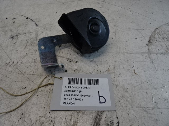 AVERTISSEUR/KLAXON Alfa Romeo Giulia (952) (01-2015/10-2022), Utilisé, Alfa Romeo