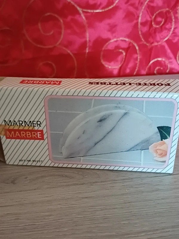 Porte-lettres   en marbre véritable avec boîte d'origine, Envoi