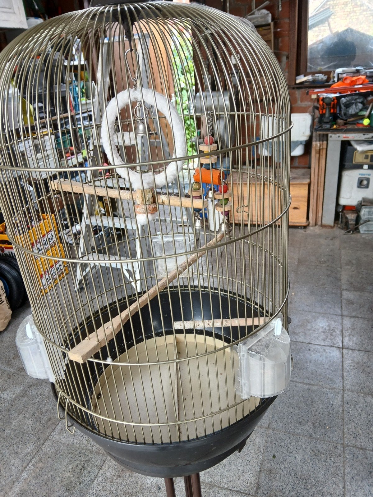 Kooi met voet, Ophalen