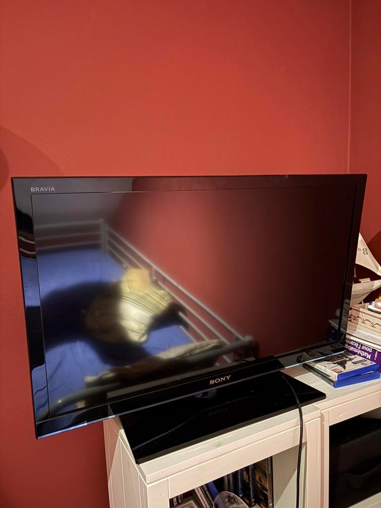 Télévision Sony Bravia 2013 + câble HDMi, Enlèvement, Utilisé, 50 Hz, Sony