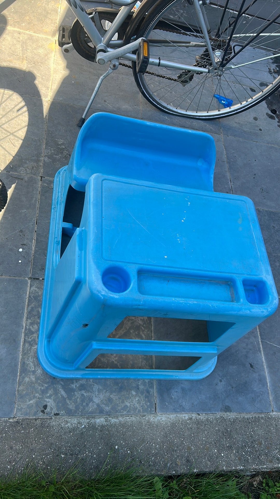 Bureau voor kleine kindjes, Ophalen, Gebruikt