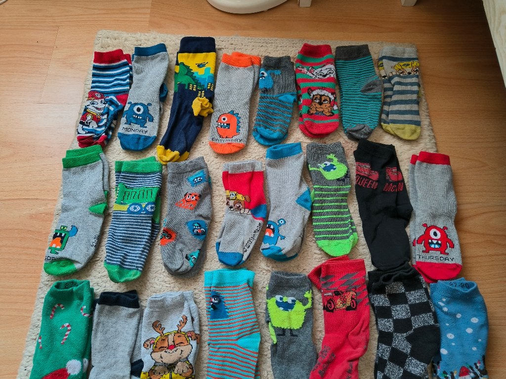 kinderkousen maat 27-30 51stuks, Enfants & Bébés, Vêtements enfant | Chaussures & Chaussettes, Enlèvement ou Envoi, Utilisé, Garçon