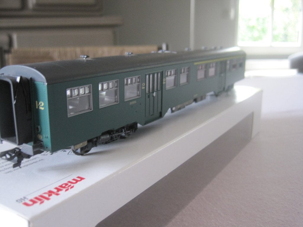 MARKLIN NMBS RIJTUIG TYPE M2 1-2 KLASSE, Enlèvement ou Envoi, Courant alternatif, Wagon, Comme neuf