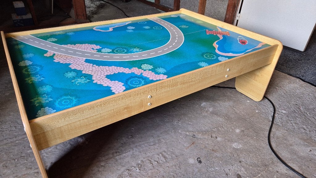 Treintafel/speeltafel Kidkraft, Ophalen, Gebruikt