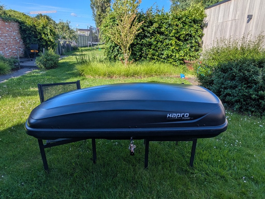 Hapro Traxer 6.6 + Thule Evo  Wingbar, Autos : Divers, Coffres de toit, Comme neuf, Enlèvement