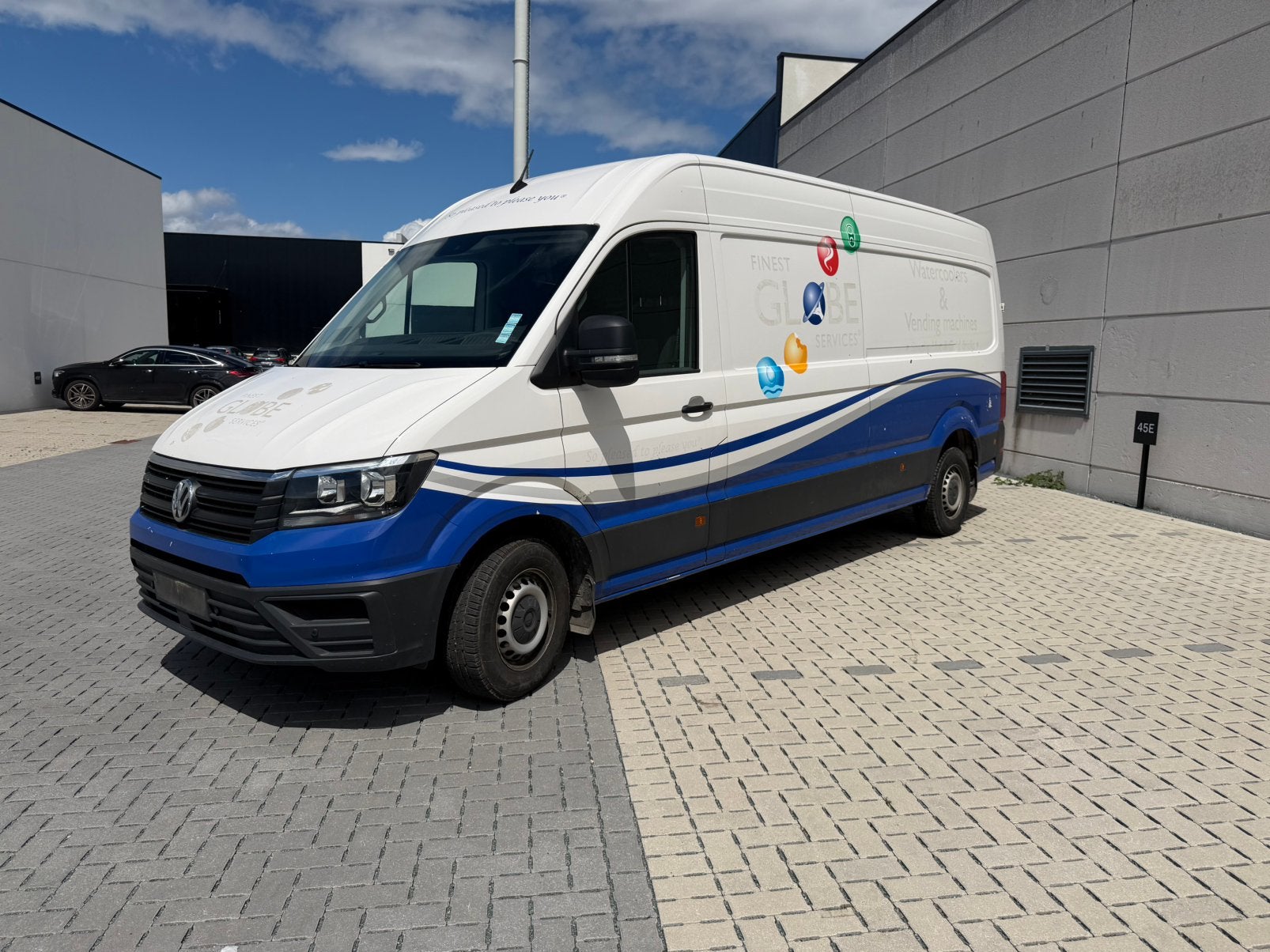 Volkswagen Crafter L4H3 35 TDI 140PK DSG NAVI CAMERA, Auto's, Stof, Volkswagen, Wit, 202 g/km