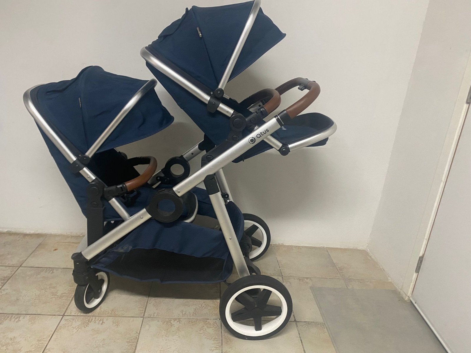 Tweeling buggy, Kinderen en Baby's, Ophalen, Zo goed als nieuw