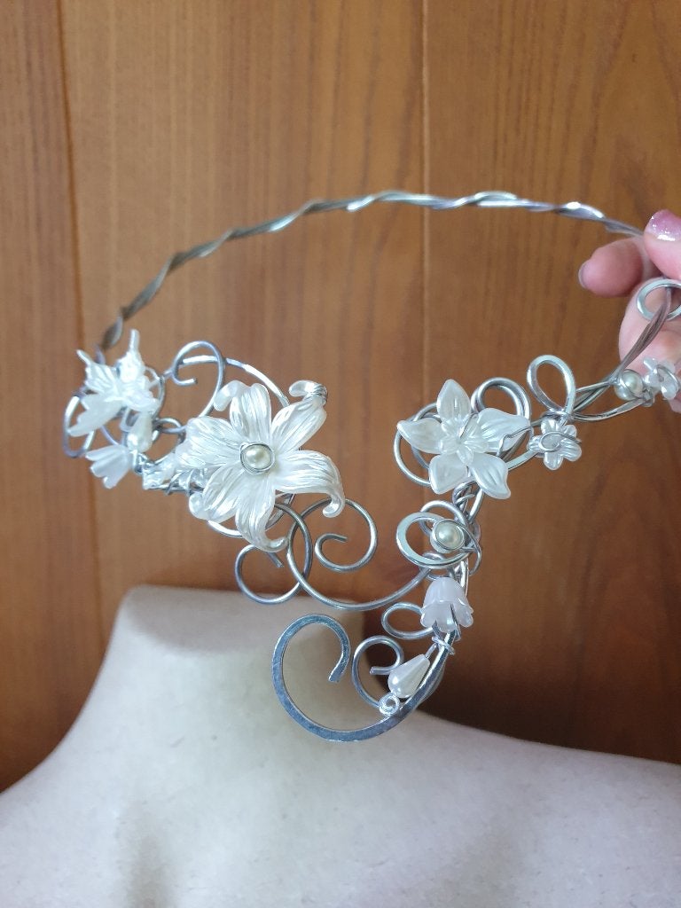 Collier fleuri Neuf, Handtassen en Accessoires, Kettingen, Kunststof, Verstelbaar, Verzenden, Wit