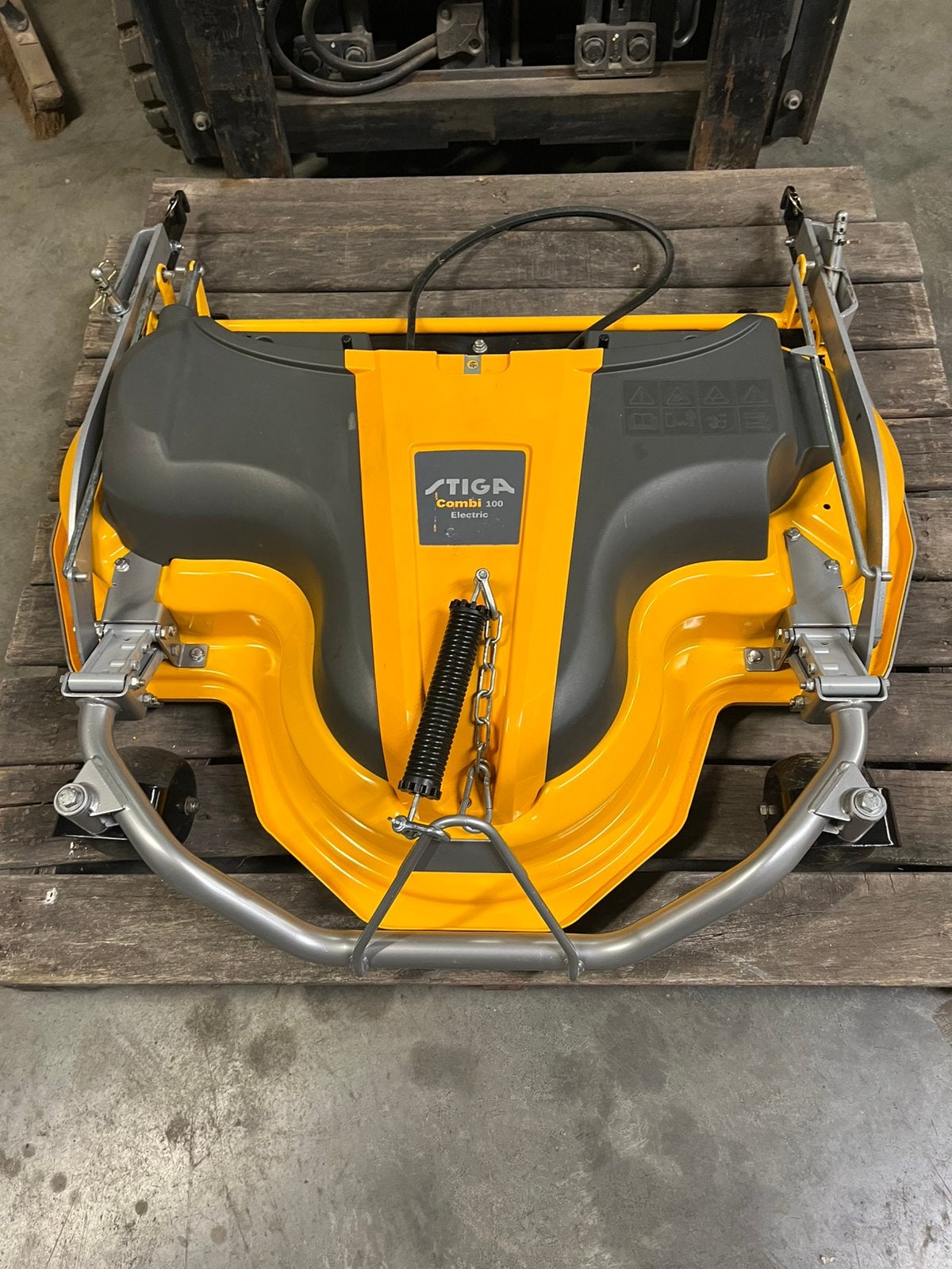 Stiga maaidek Combi 100 Electric, Ophalen, Zo goed als nieuw