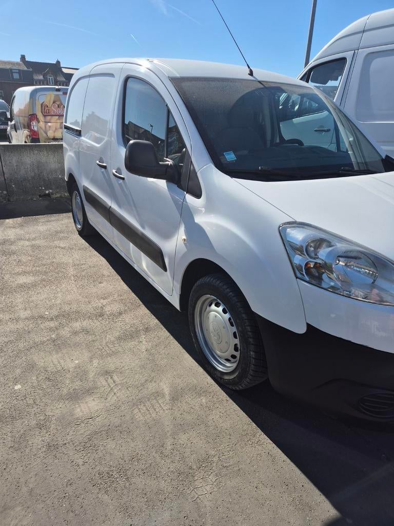 Peugeot Partner 2013 90ch 209 000km, Autos, Particulier, Achat, Peugeot