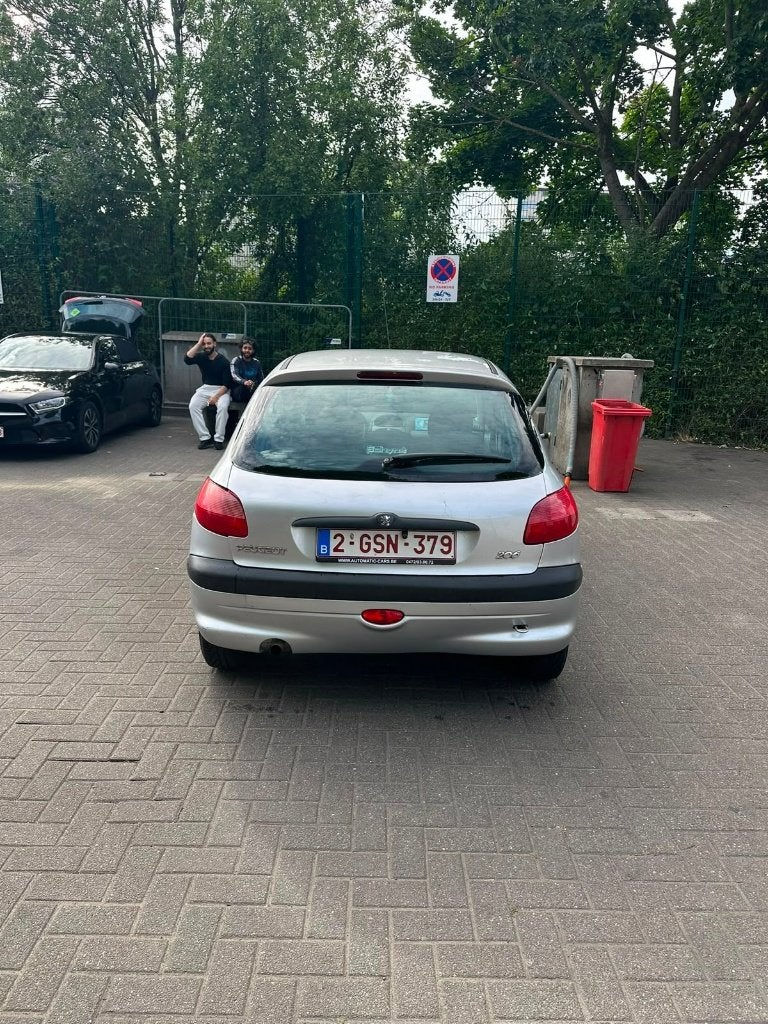 voiture, Achat, Boîte manuelle, Noir, 5 portes