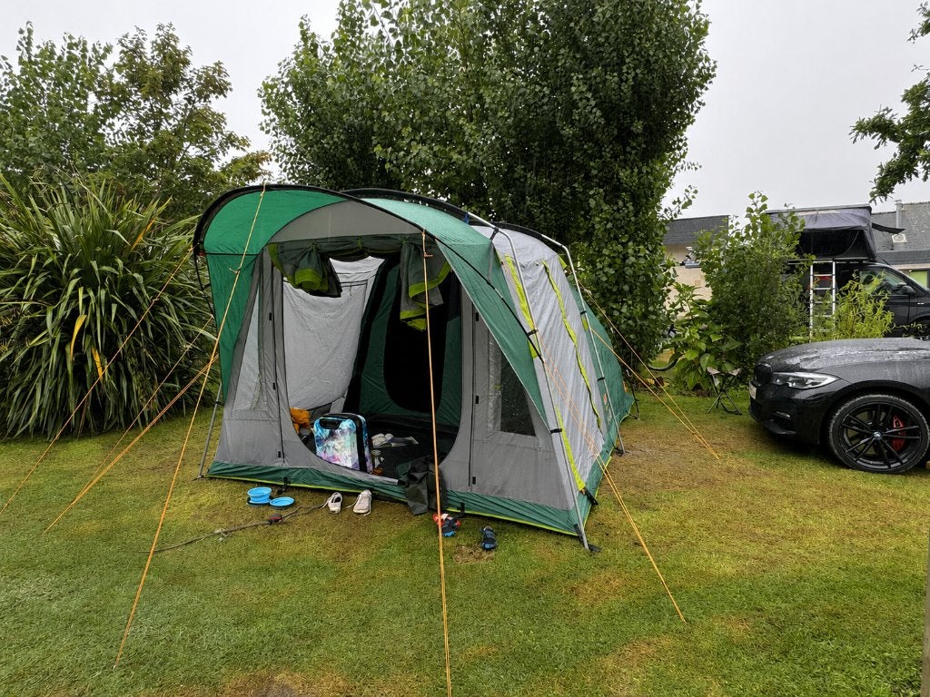Tente Coleman Oak Canyon 4 (avec BlackOut Bedrooms), Caravanes & Camping, Tentes, jusqu'à 4, Comme neuf, Enlèvement