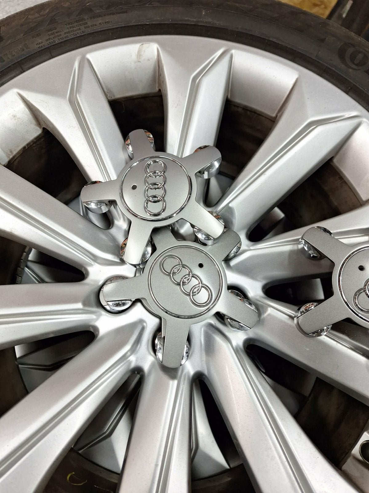 Audi, 245/45 R 18 Y banden en velgen, Auto-onderdelen, Banden en Velgen, Band(en), 18 inch, Ophalen