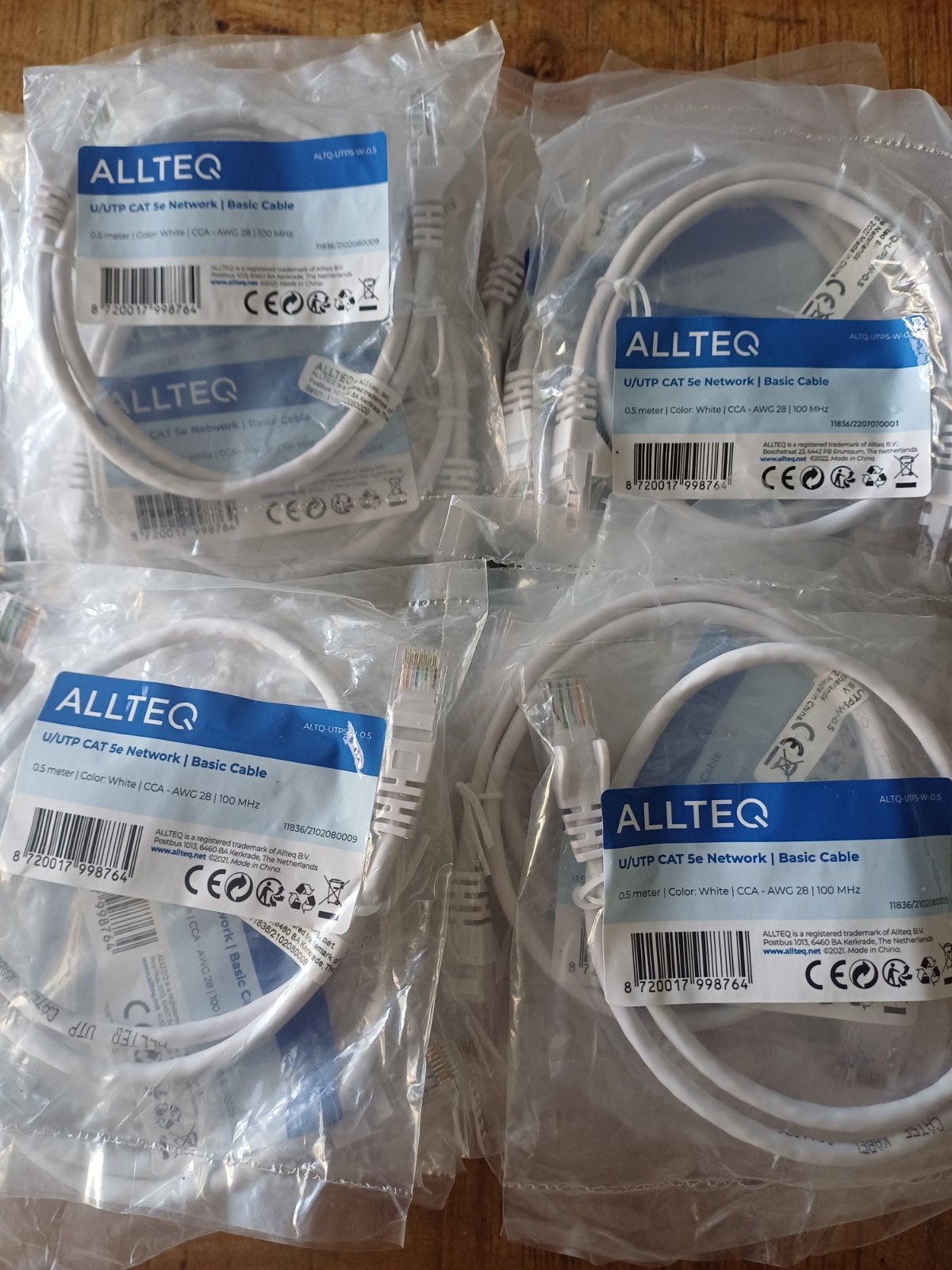 50 Cable UTP/ Allteq ALTQ-UTP5-W-0.5, Informatique & Logiciels, Pc & Câble réseau, Enlèvement ou Envoi, Neuf