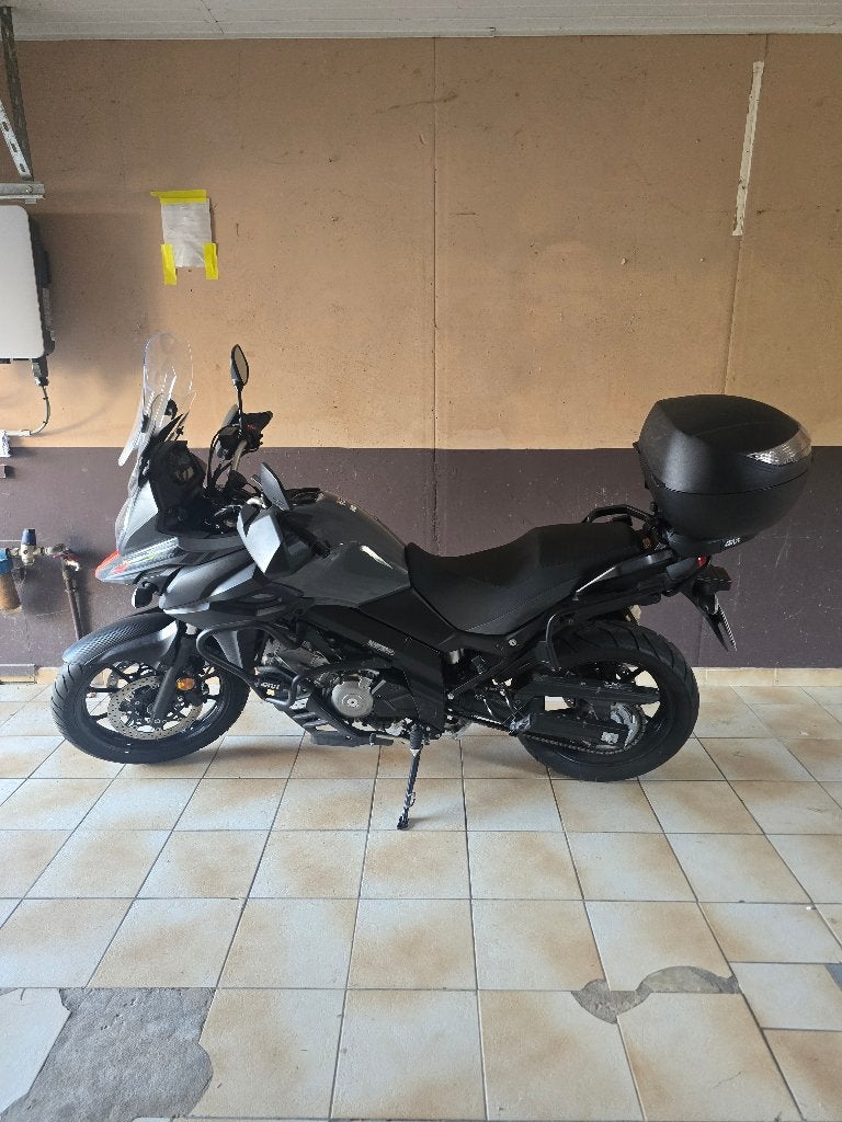 2024 Suzuki v-strom 650, Motos, Motos | Suzuki, Contrôle de traction, Tourisme, Plus de 35 kW, Particulier