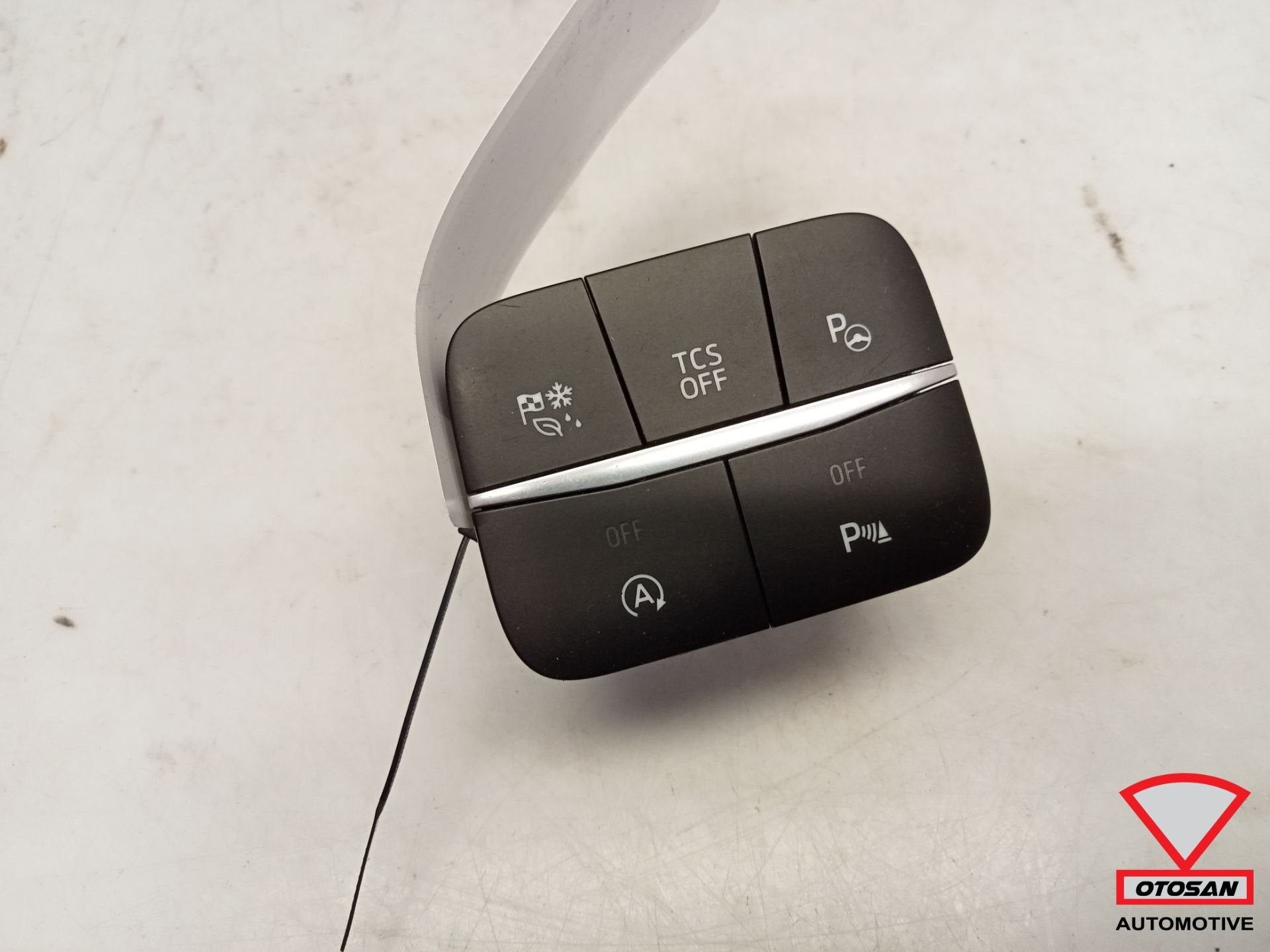 Interrupteur d'arr t PDC A-OFF pour Ford Fiesta MK8 Puma JX7, Info@ford.com, Ford Motor Company, American Road 1
48126  Dearborn