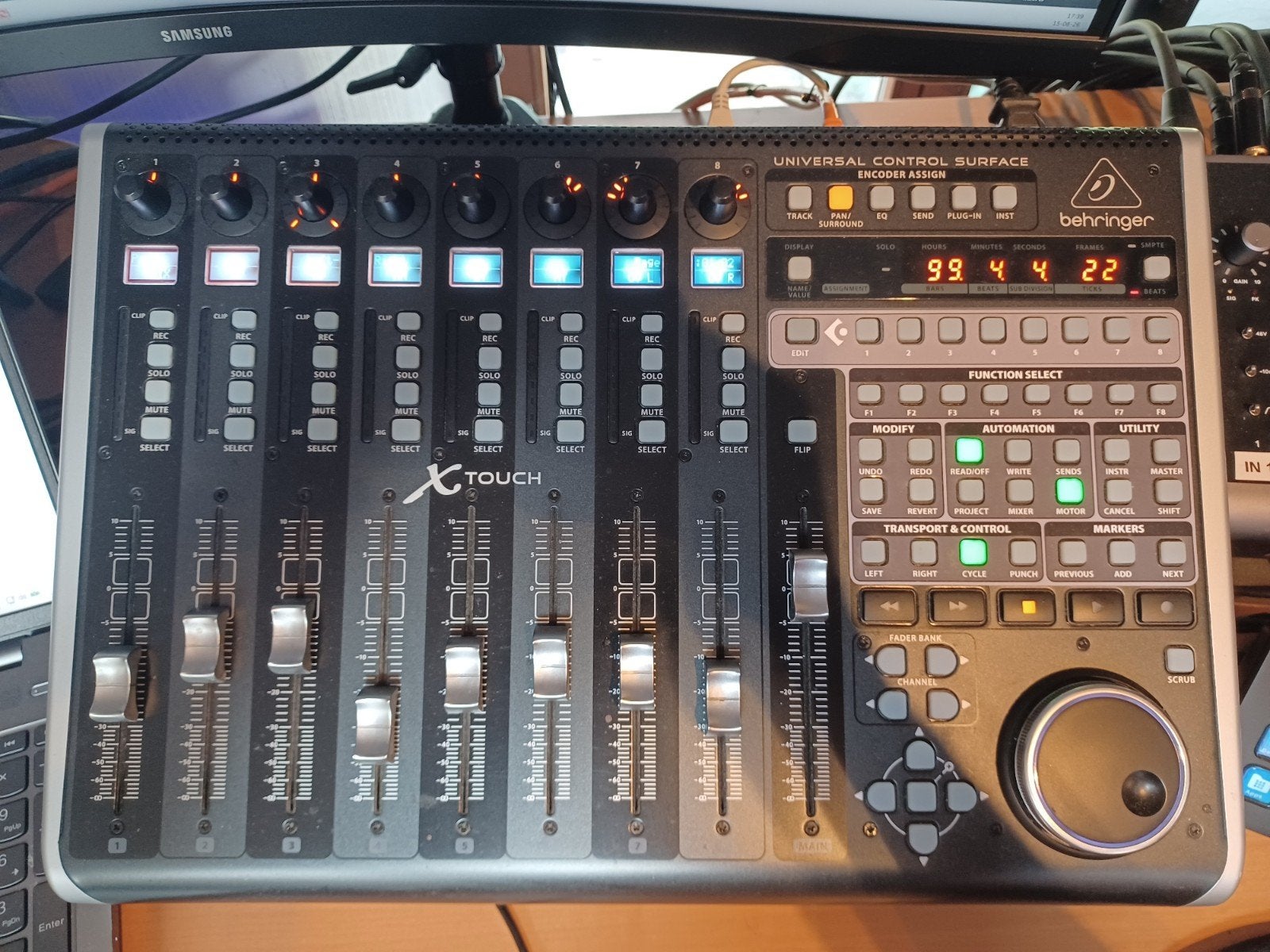 Behringer X-Touch, Muziek en Instrumenten, Ophalen