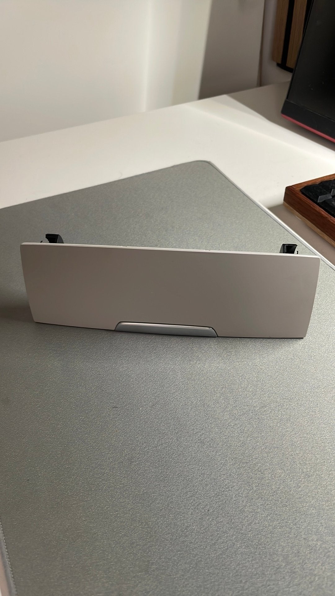 Surface de rangement pour lunettes de soleil Mercedes C160, Enlèvement