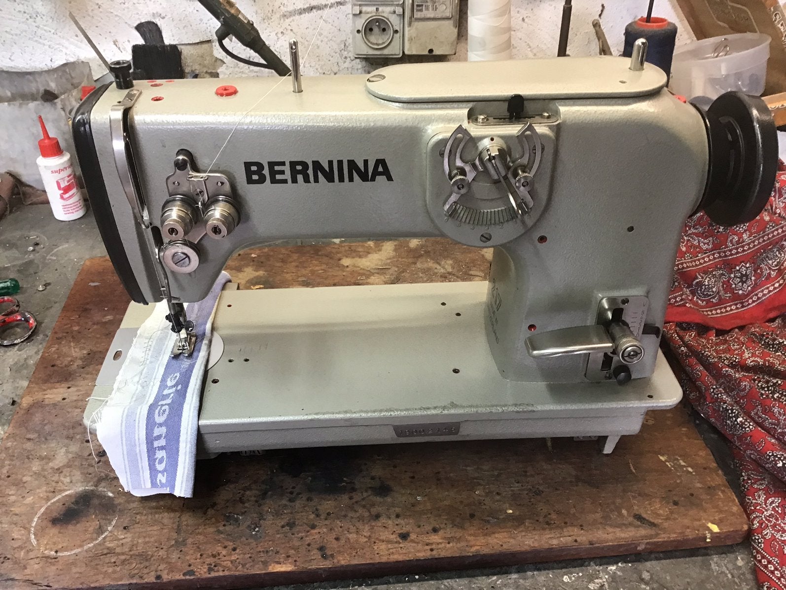 Bernina 217, Ophalen of Verzenden, Zo goed als nieuw, Bernina