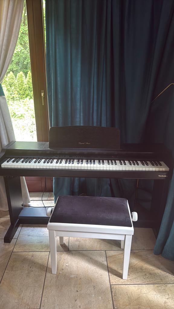 Technics Digital Piano PX101 met bank te, Muziek en Instrumenten, Piano's, Zo goed als nieuw, Piano, Ophalen of Verzenden