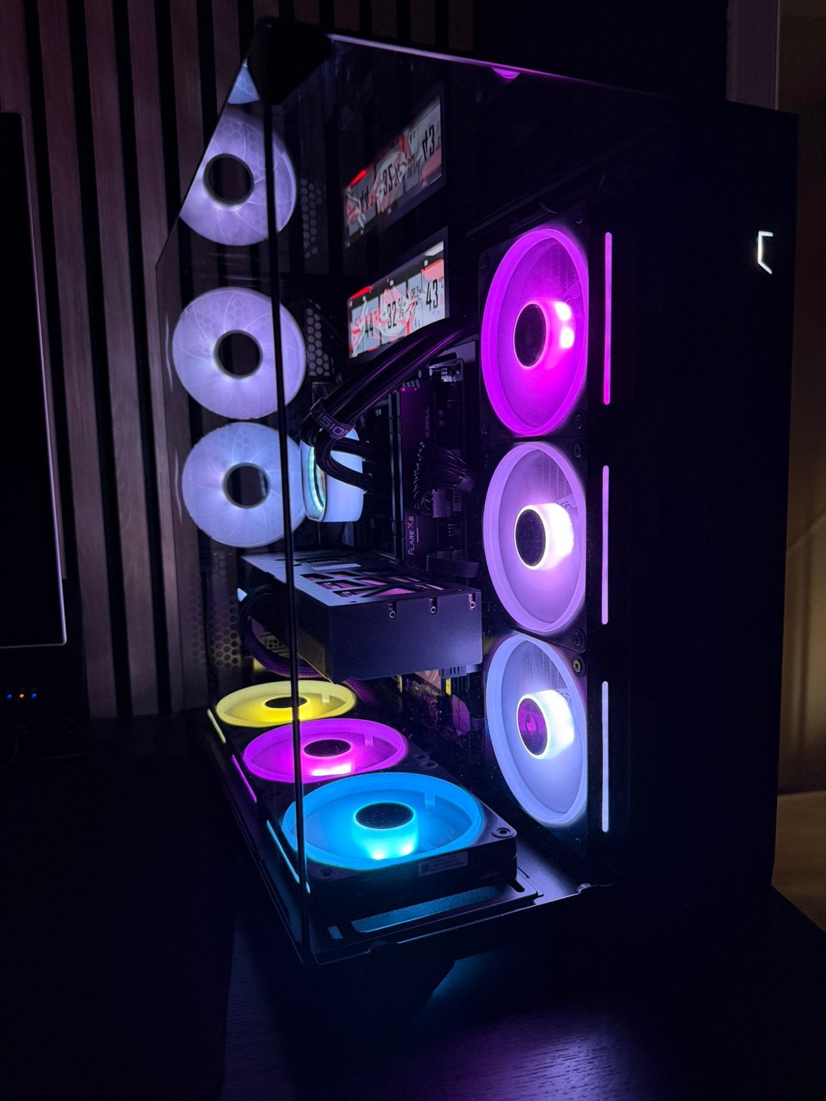 RTX 5080 gaming-pc, Computers en Software, Desktop Pc's, Zo goed als nieuw, 4 Ghz of meer, SSD, 32 GB, Met videokaart, Met monitor
