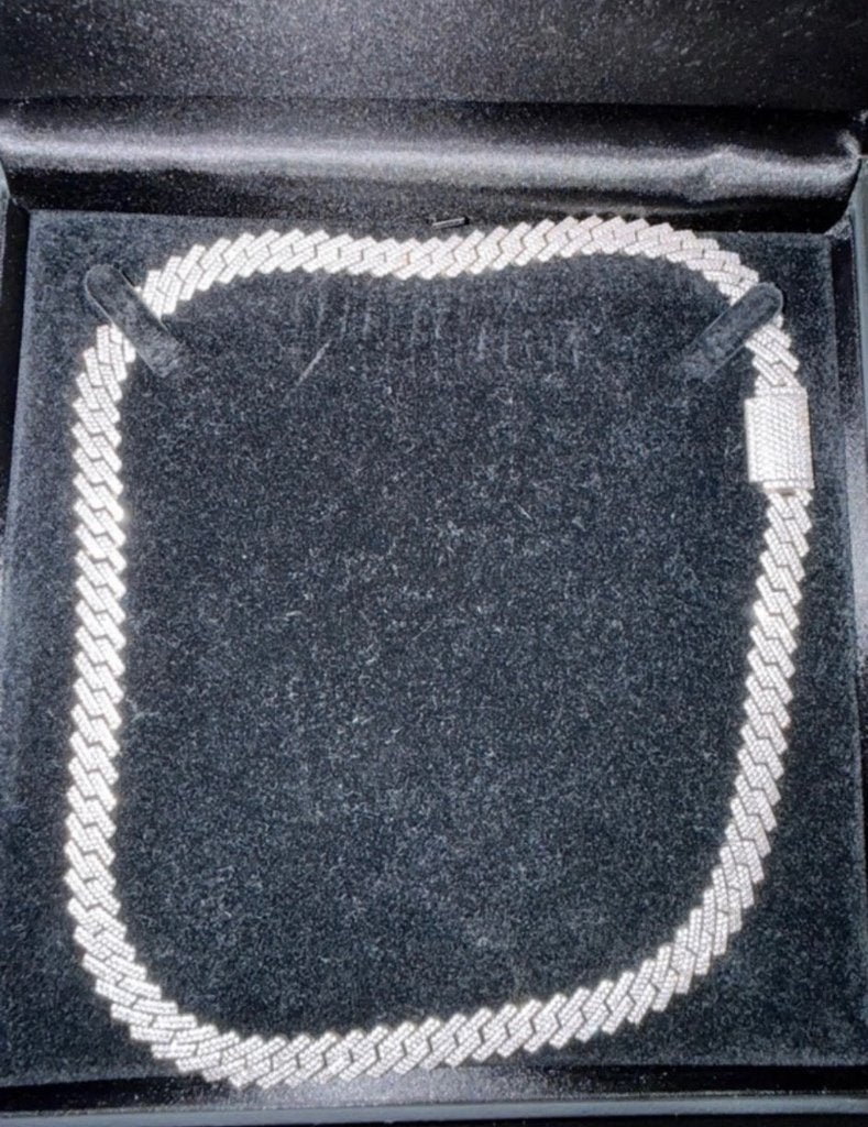 Chaîne moissanite cuban, Neuf, Gris, Enlèvement, Avec pierre précieuse