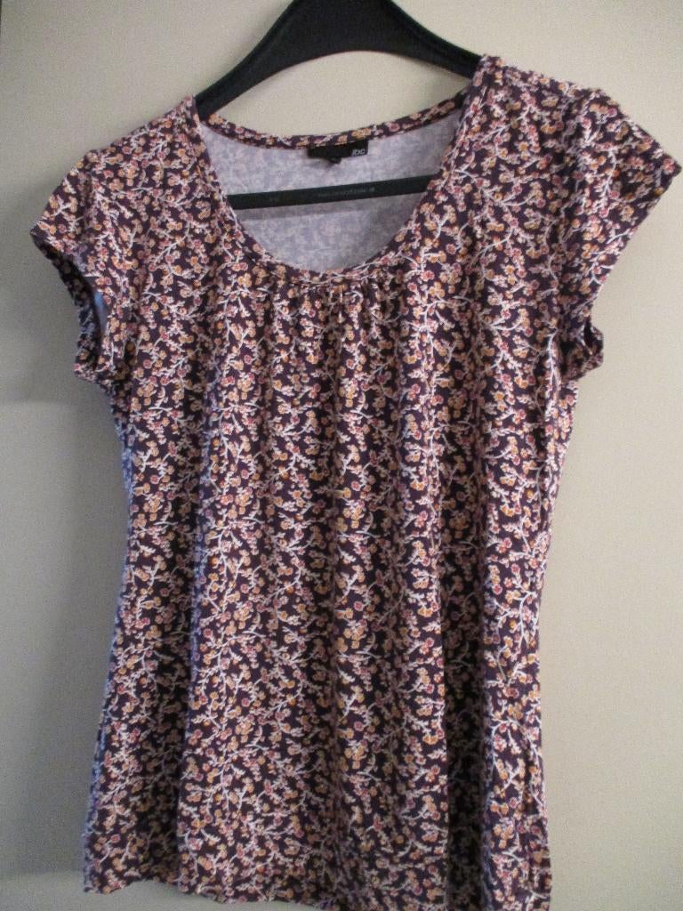 T-shirt/haut fleuri violet | JBC taille M, Manches courtes, Taille 38/40 (M), Enlèvement ou Envoi, JBC