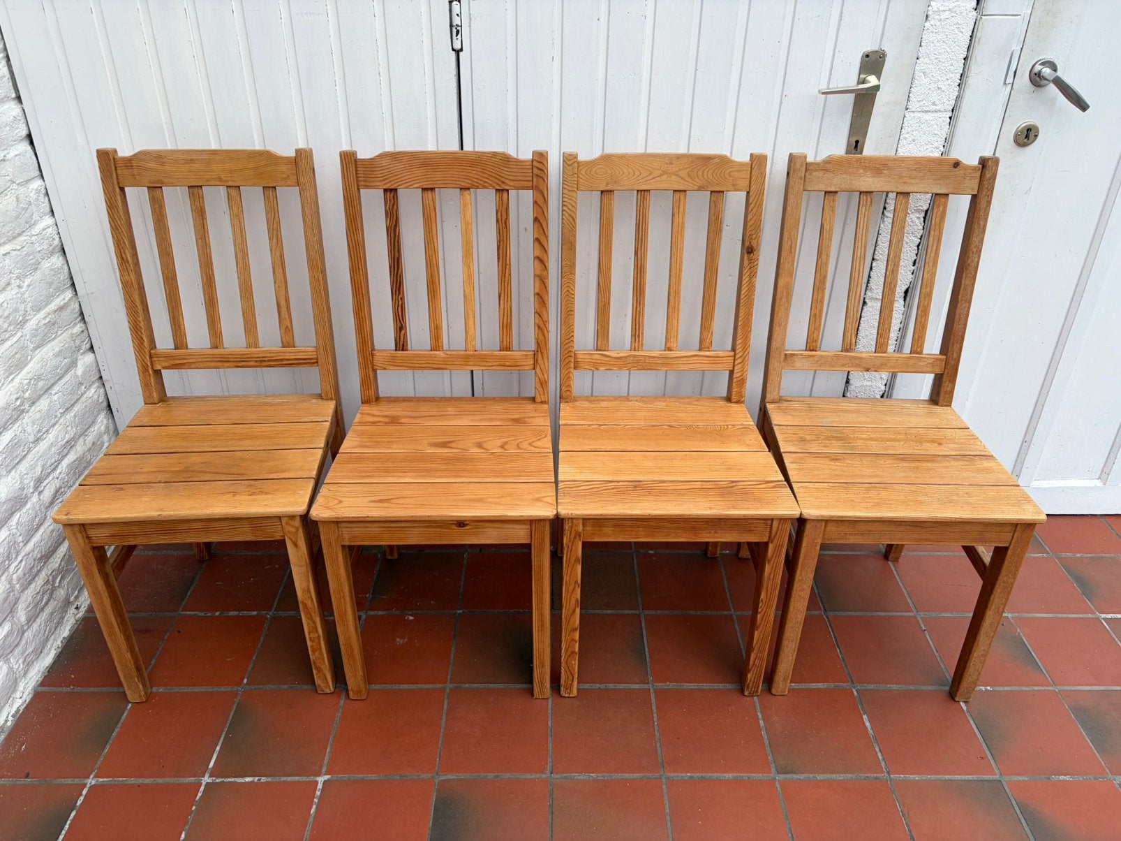 4 chaises en bois, Maison & Meubles, Enlèvement, Utilisé, Bois