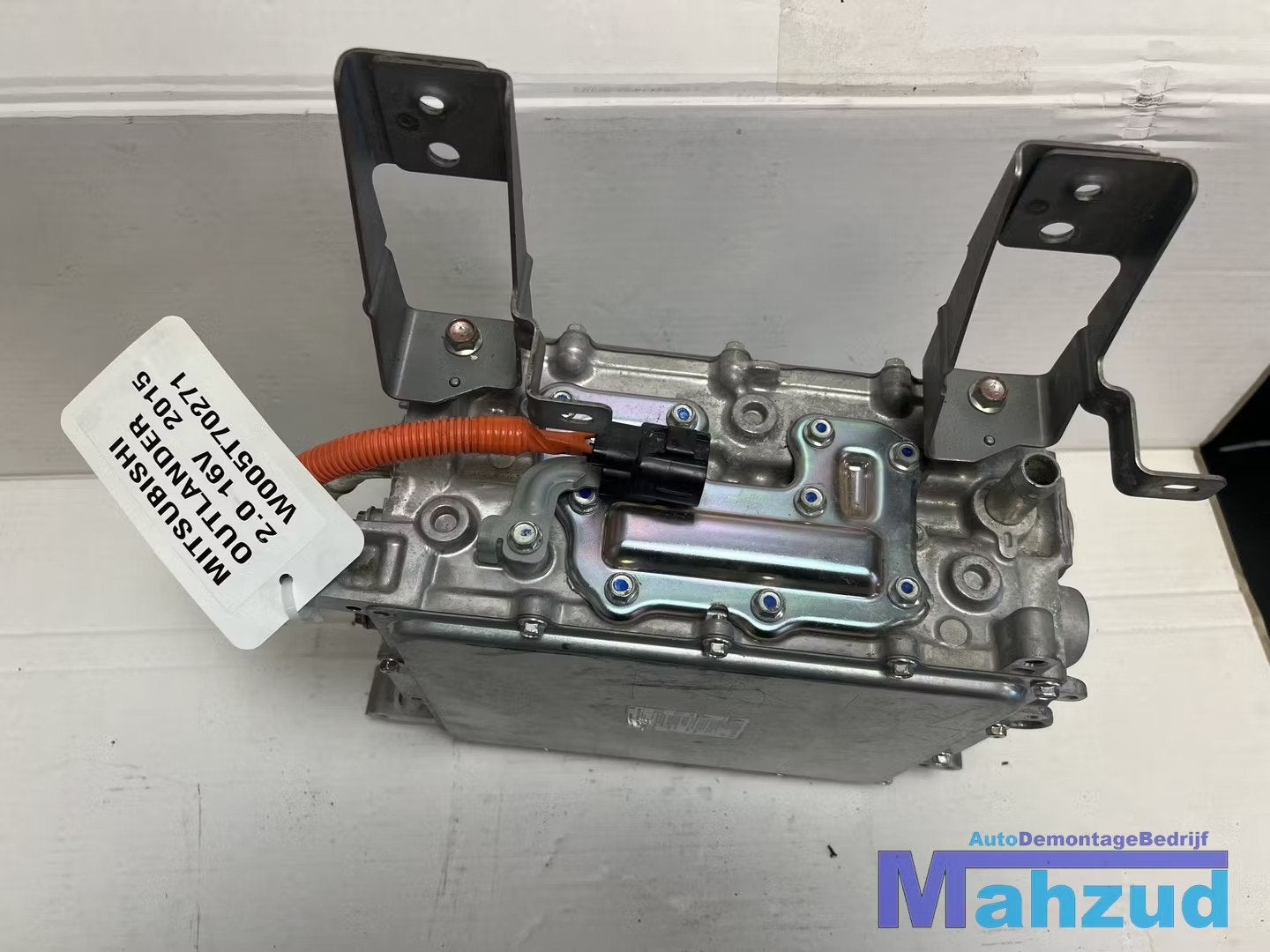 MITSUBISHI OUTLANDER PHEV 2.0 16V Acculader W005T70271, Auto-onderdelen, Accu's en Toebehoren, Fabrikant BV, Gebruikt, Info@fabrikant.eu